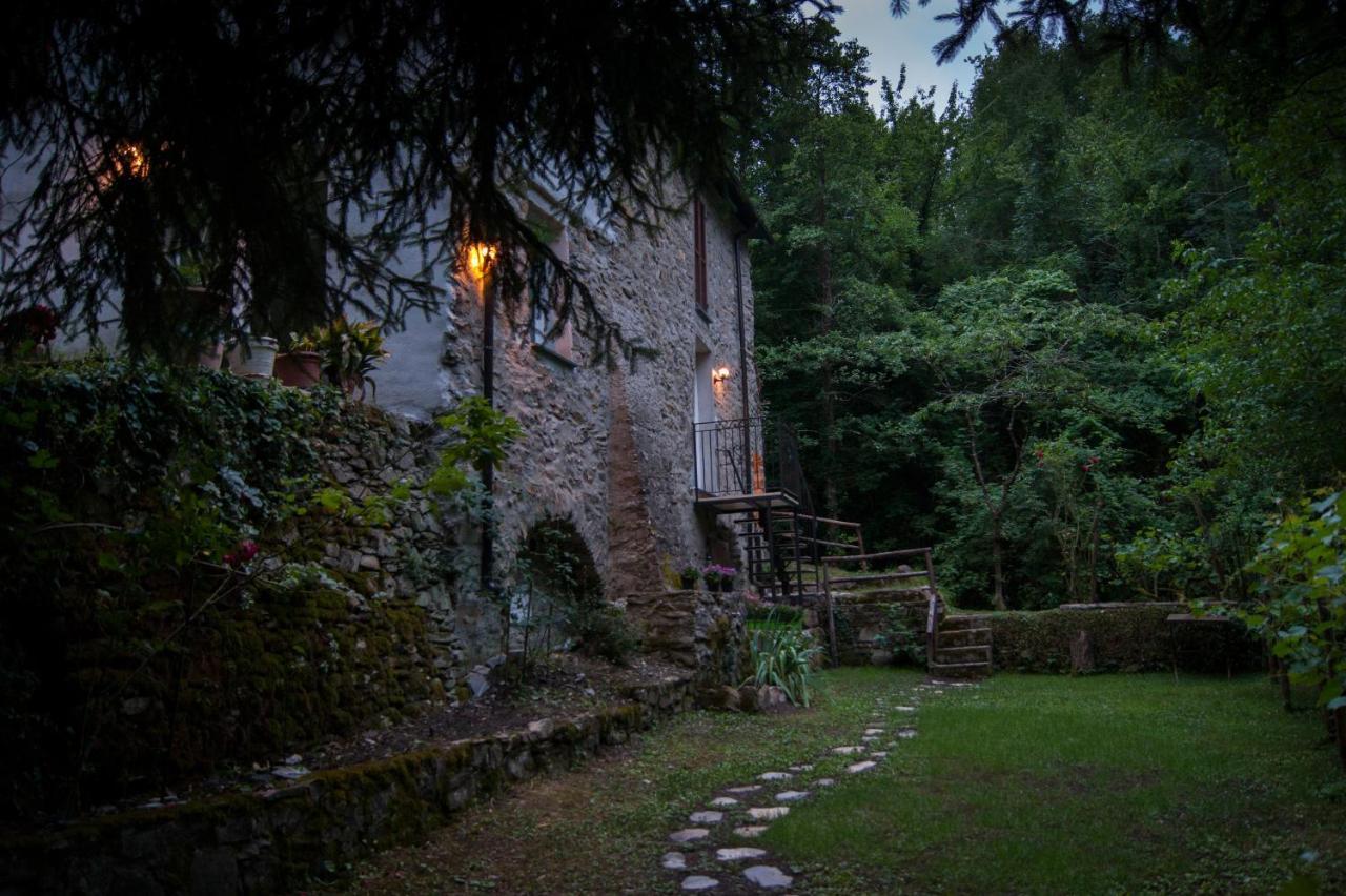 Secret Gardens Bed & Breakfast Borgomaro Exterior foto